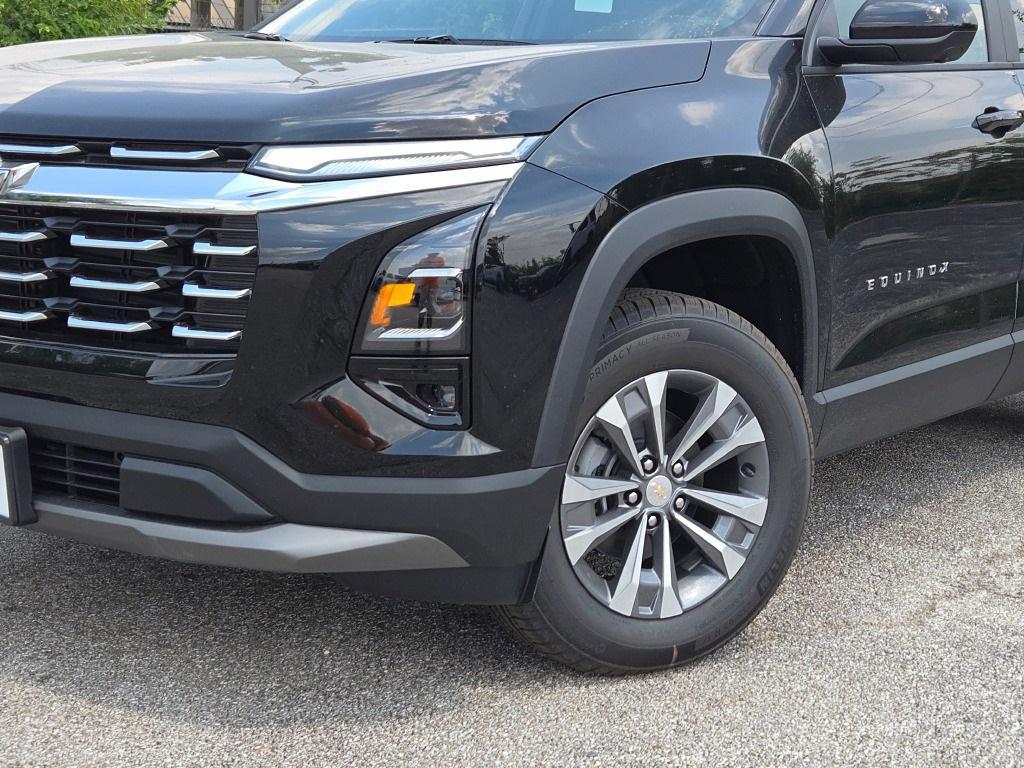 new 2026 Chevrolet Equinox car, priced at $32,590