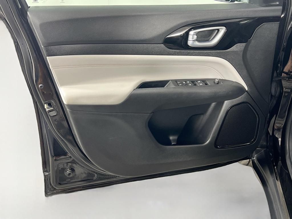used 2022 Jeep Compass car, priced at $22,100