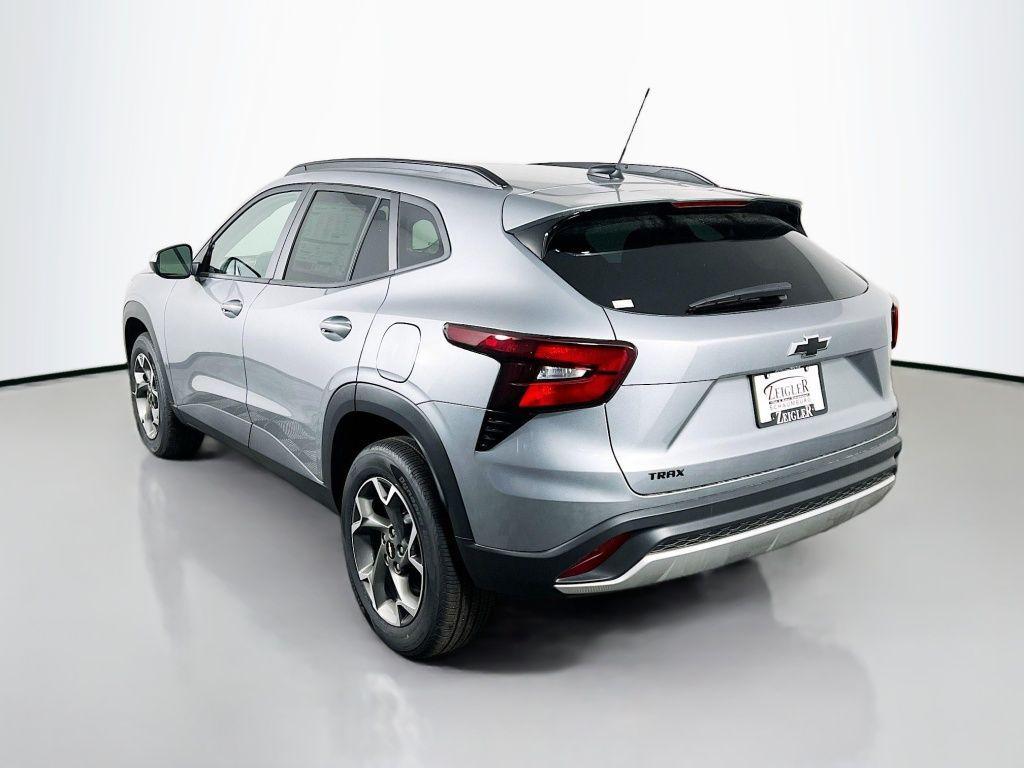 new 2026 Chevrolet Trax car, priced at $25,218