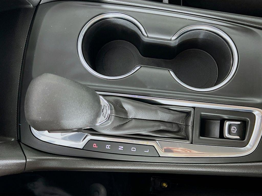 used 2022 Chevrolet Equinox car, priced at $19,176