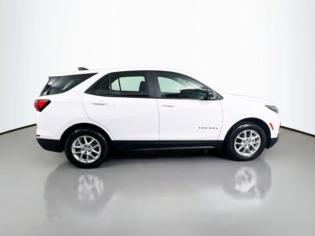 used 2022 Chevrolet Equinox car, priced at $19,176