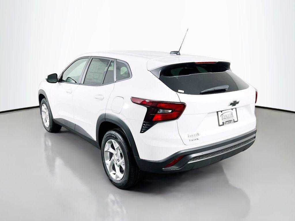 new 2026 Chevrolet Trax car, priced at $24,096