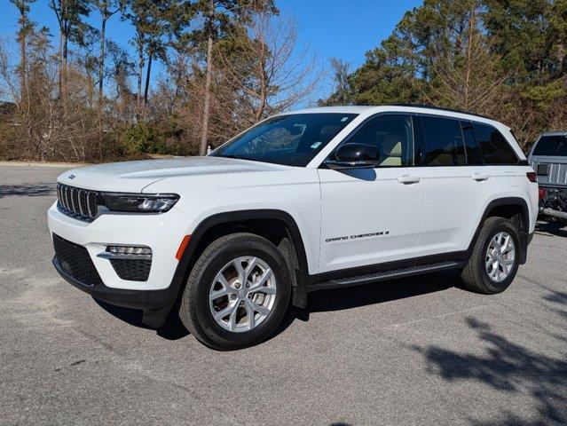 used 2024 Jeep Grand Cherokee car, priced at $39,987