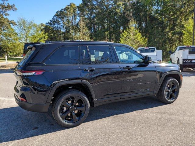 new 2024 Jeep Grand Cherokee car, priced at $51,223