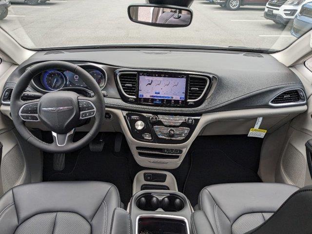 new 2024 Chrysler Pacifica car, priced at $41,263