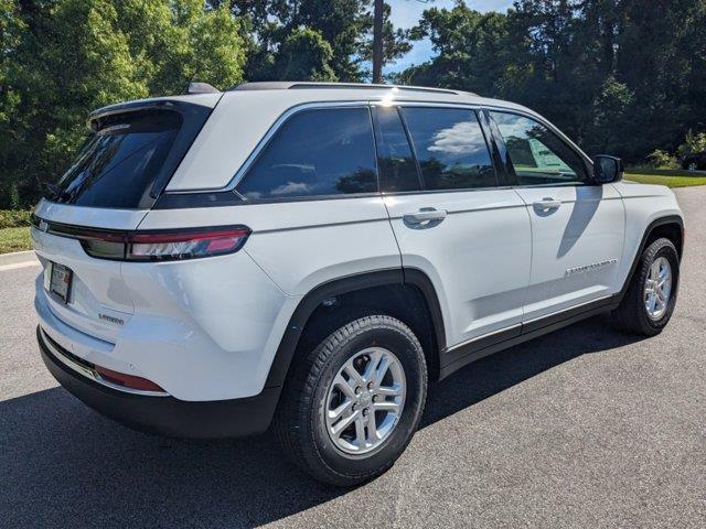 new 2024 Jeep Grand Cherokee car, priced at $39,125