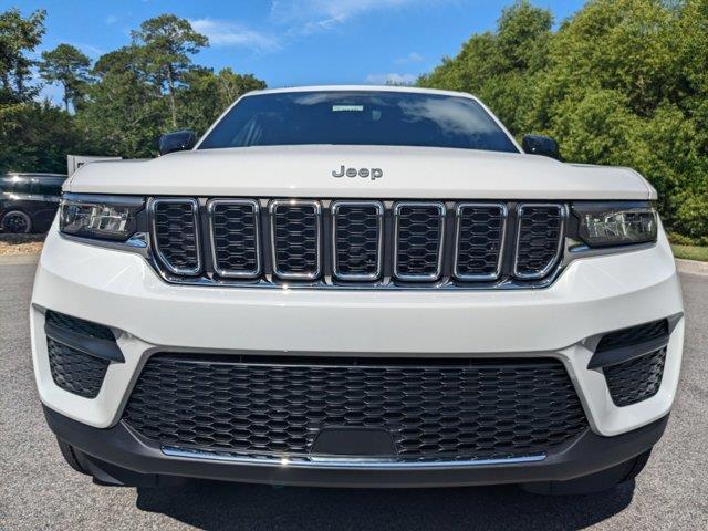 new 2024 Jeep Grand Cherokee car, priced at $36,875