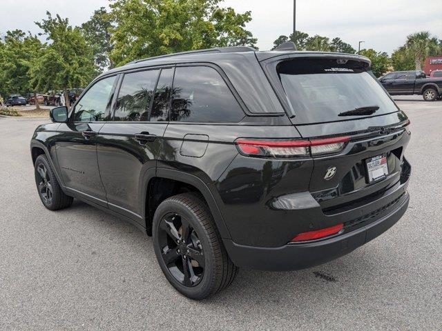 new 2024 Jeep Grand Cherokee car, priced at $51,223