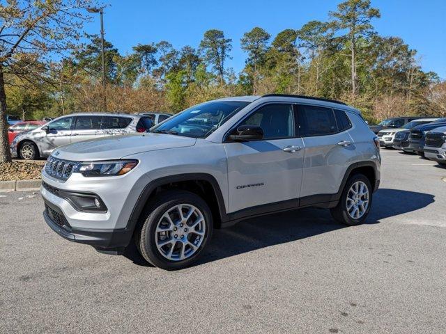 new 2024 Jeep Compass car, priced at $30,328