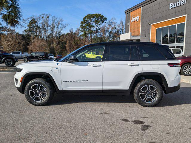 new 2022 Jeep Grand Cherokee 4xe car, priced at $59,950