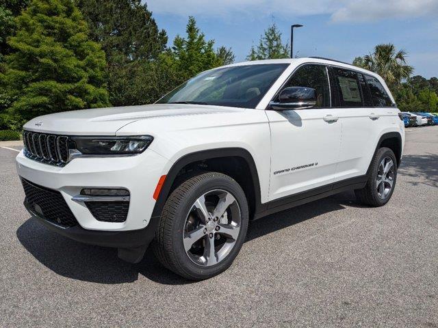 new 2024 Jeep Grand Cherokee car, priced at $52,137