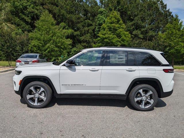 new 2024 Jeep Grand Cherokee car, priced at $48,637