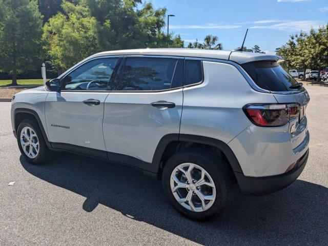 new 2024 Jeep Compass car, priced at $24,878