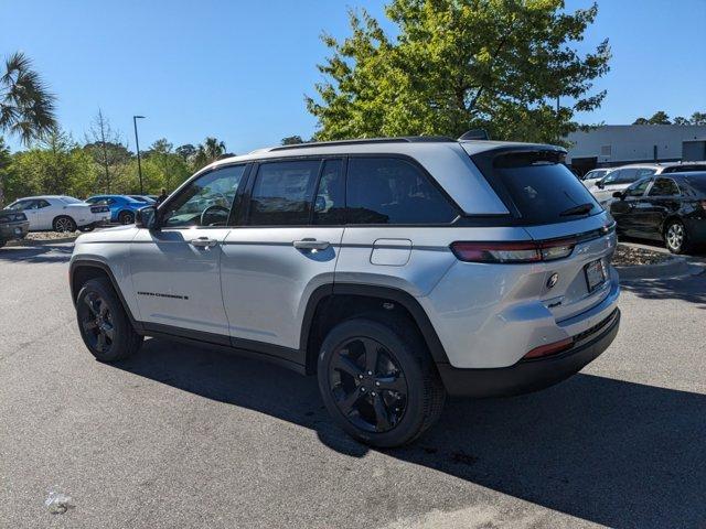 new 2024 Jeep Grand Cherokee car, priced at $43,485