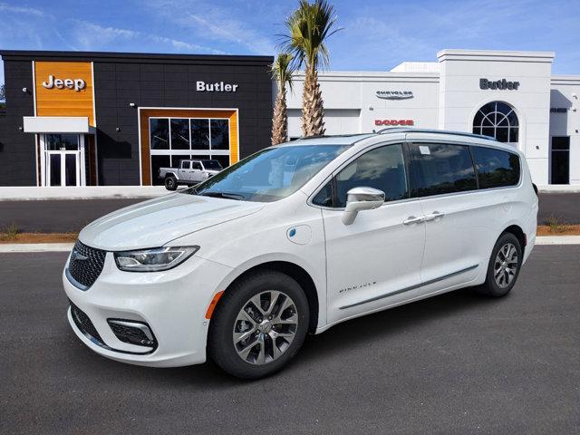 new 2024 Chrysler Pacifica car, priced at $56,120