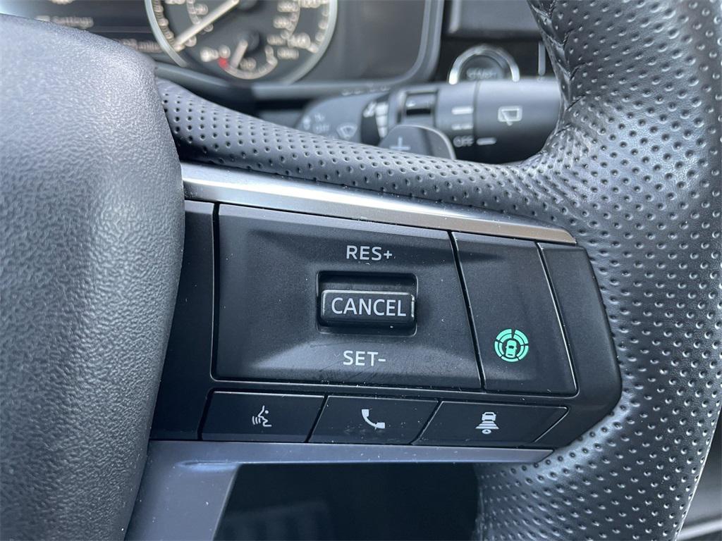 used 2024 Mitsubishi Outlander car, priced at $23,900