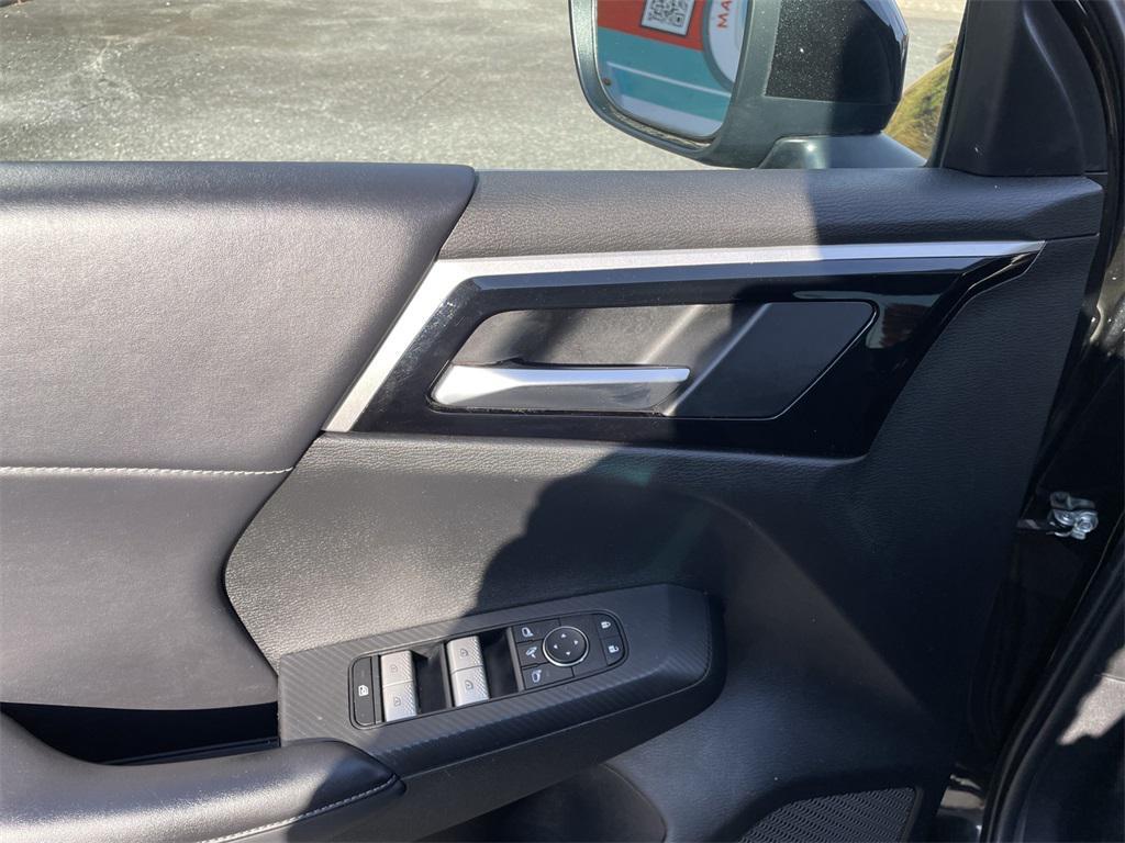 used 2024 Mitsubishi Outlander car, priced at $23,900