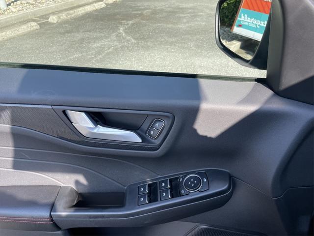 used 2025 Ford Escape car, priced at $29,500