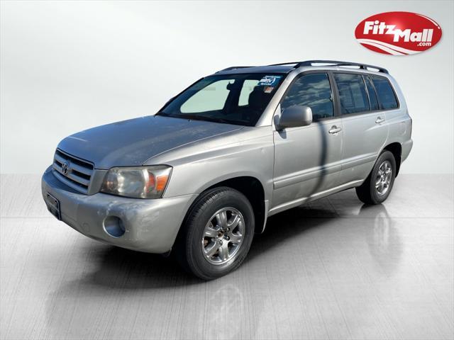 used 2006 Toyota Highlander car, priced at $3,900