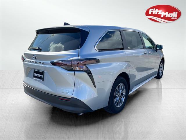 used 2023 Toyota Sienna car, priced at $39,700