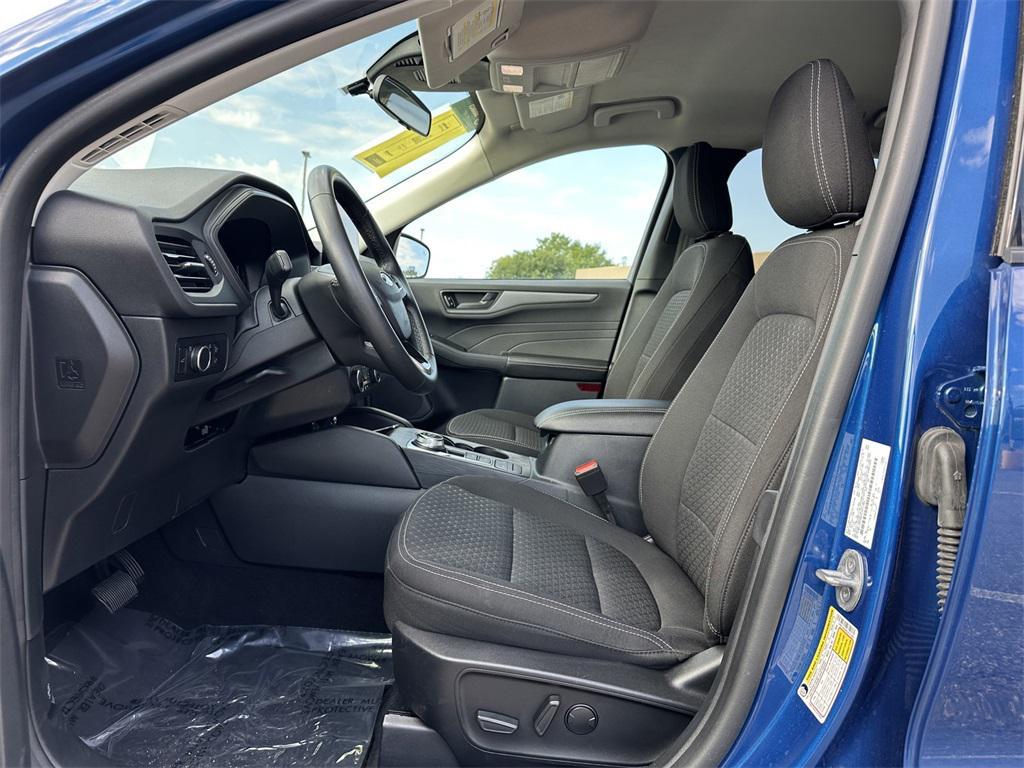 used 2023 Ford Escape car, priced at $19,400