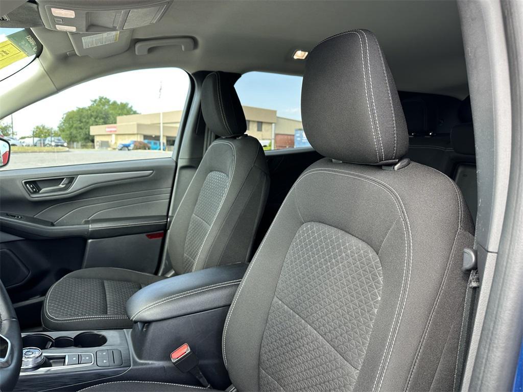 used 2023 Ford Escape car, priced at $19,400