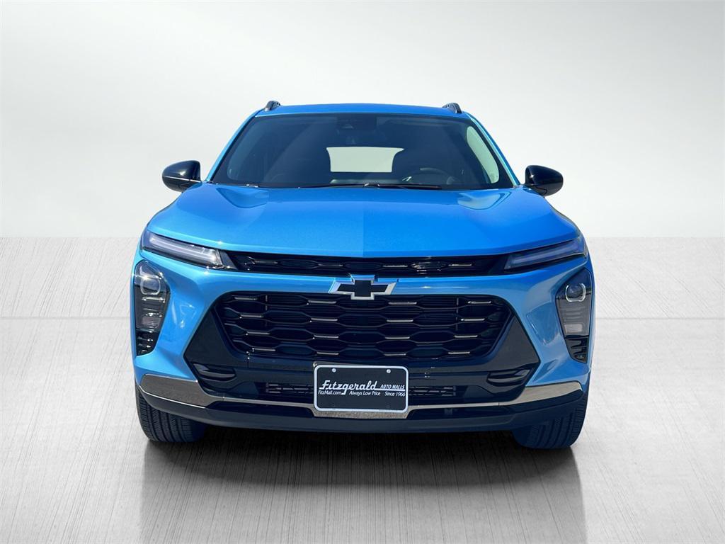 used 2025 Chevrolet Trax car, priced at $24,400