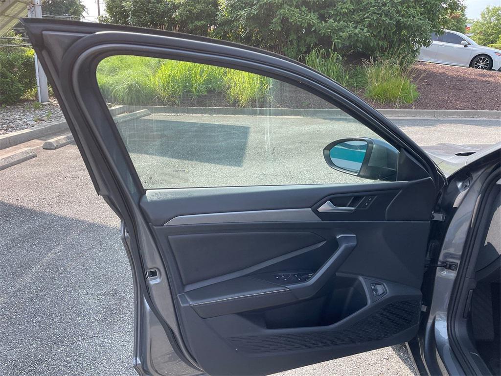 used 2024 Volkswagen Jetta car, priced at $19,600