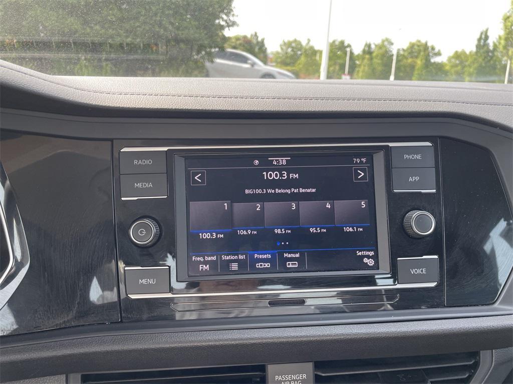 used 2024 Volkswagen Jetta car, priced at $19,600