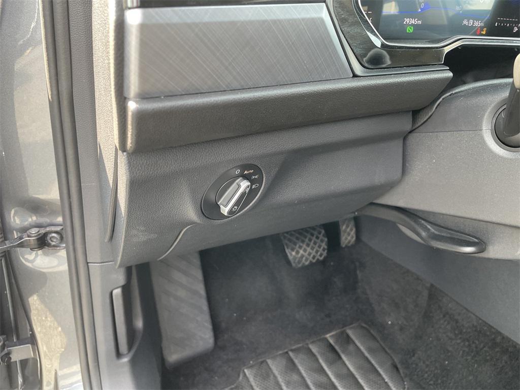 used 2024 Volkswagen Jetta car, priced at $19,600