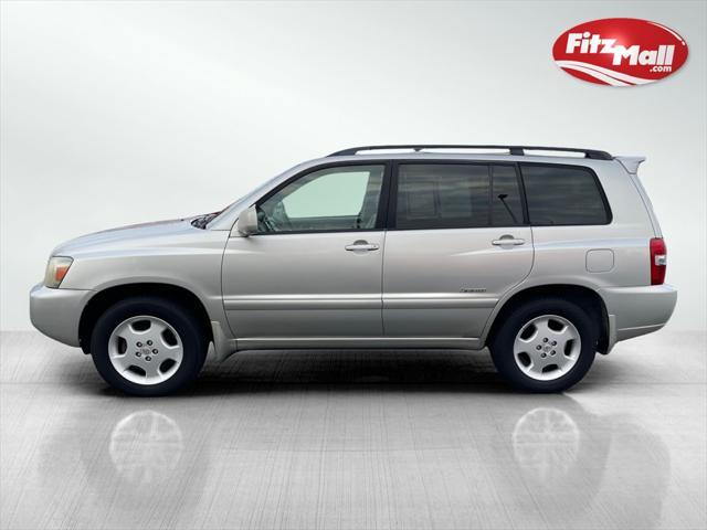 used 2007 Toyota Highlander car, priced at $2,900