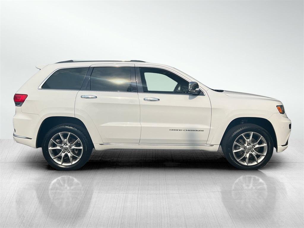 used 2016 Jeep Grand Cherokee car, priced at $13,400