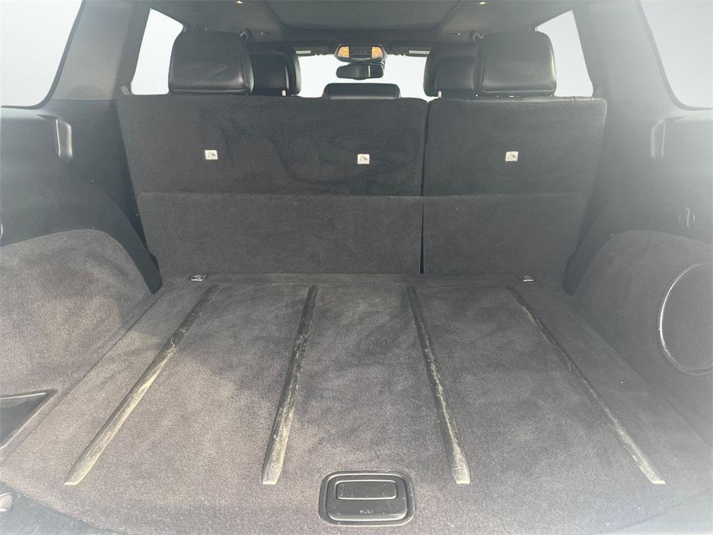 used 2016 Jeep Grand Cherokee car, priced at $13,400