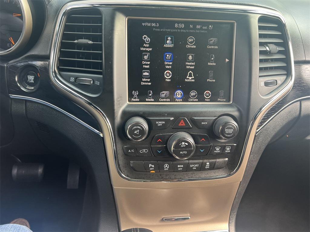 used 2016 Jeep Grand Cherokee car, priced at $13,400