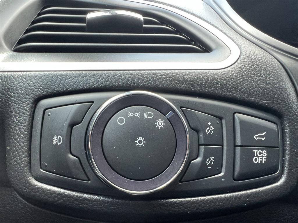 used 2022 Ford Edge car, priced at $23,700