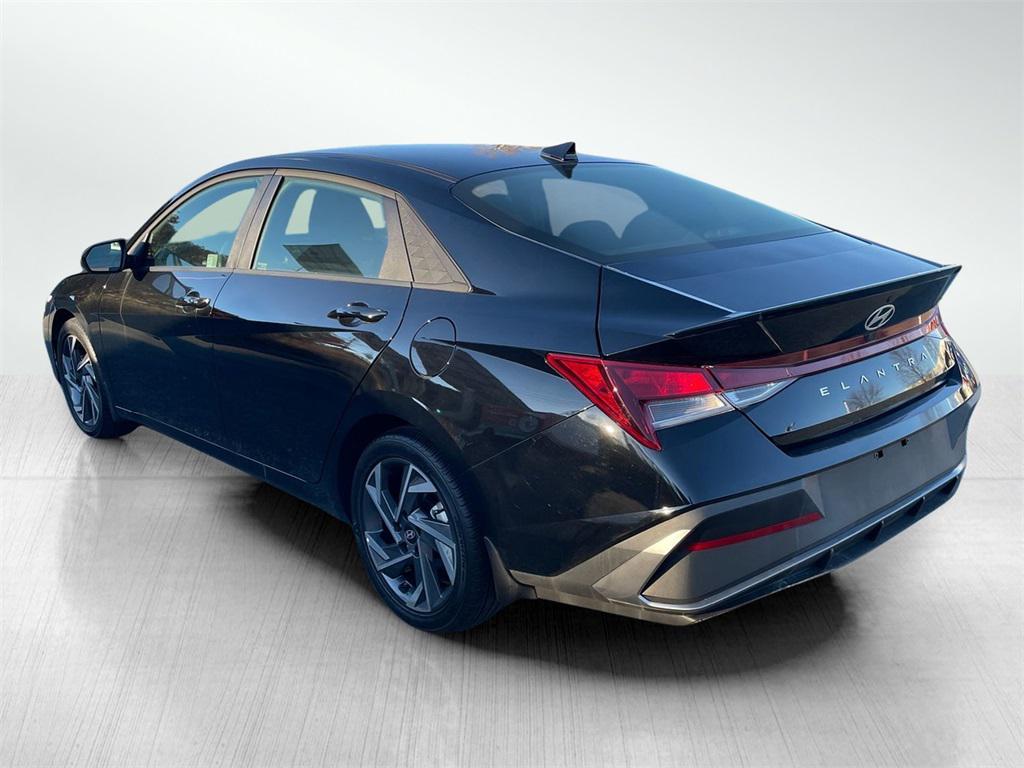 used 2025 Hyundai Elantra car, priced at $21,900