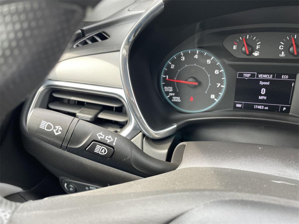 used 2023 Chevrolet Equinox car, priced at $21,600