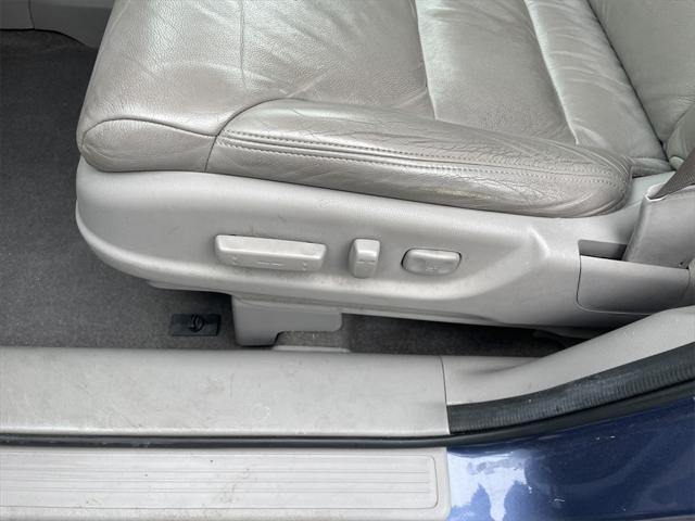 used 2013 Honda CR-V car, priced at $5,600