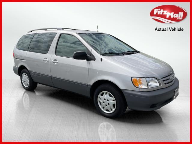 used 2003 Toyota Sienna car, priced at $5,900