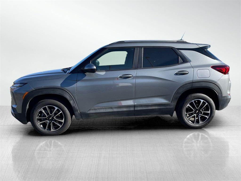 used 2025 Chevrolet TrailBlazer car, priced at $23,900