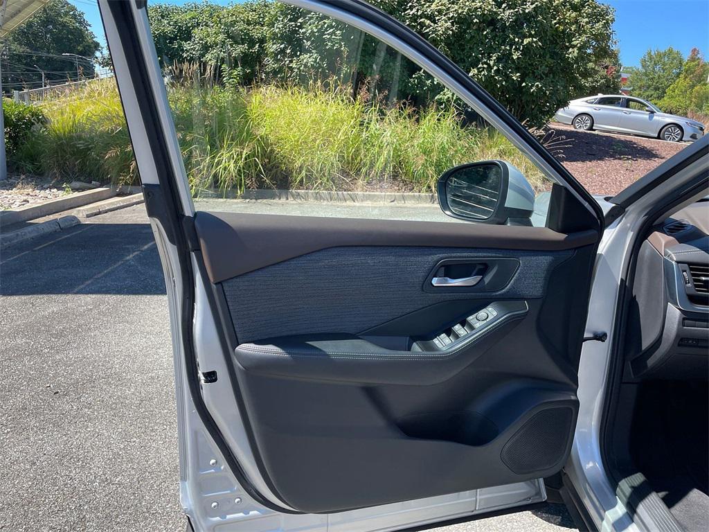 used 2023 Nissan Rogue car, priced at $23,600