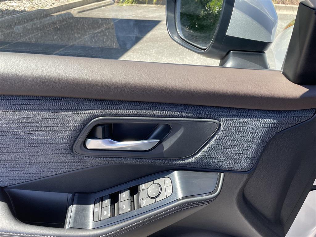 used 2023 Nissan Rogue car, priced at $23,600