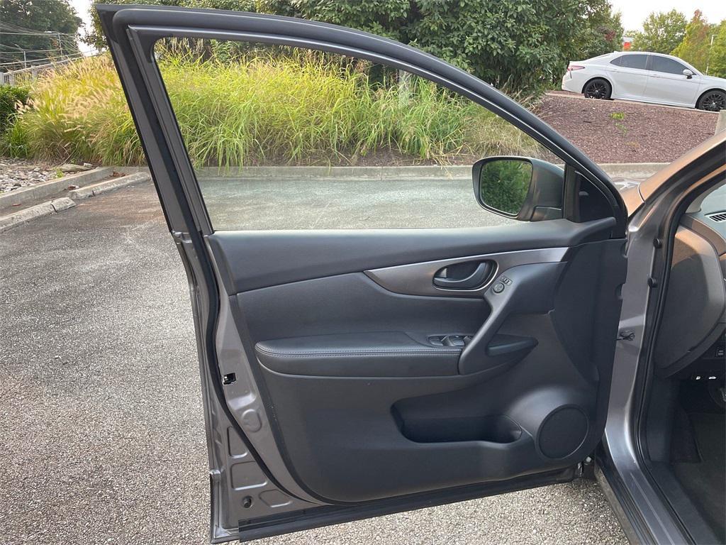 used 2022 Nissan Rogue Sport car, priced at $21,700