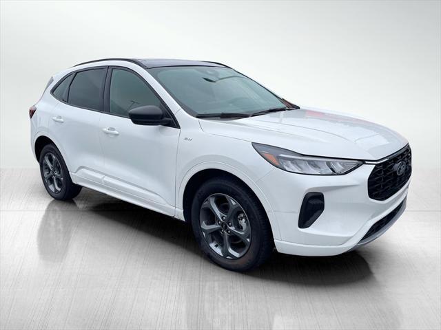 used 2023 Ford Escape car, priced at $23,300