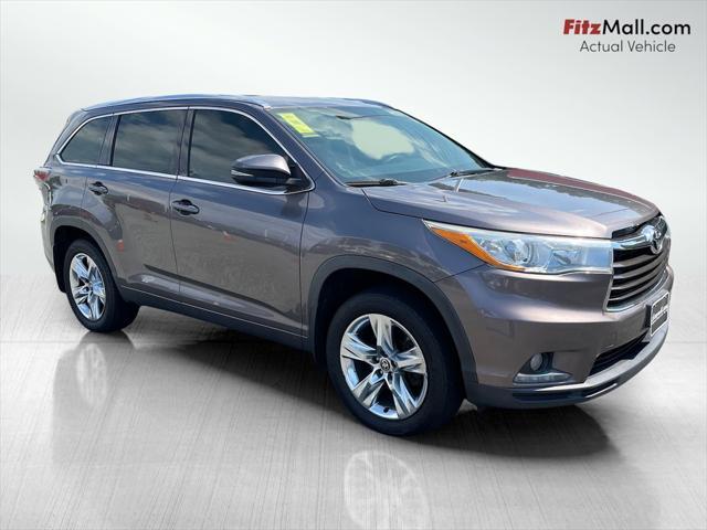 used 2016 Toyota Highlander car, priced at $15,900