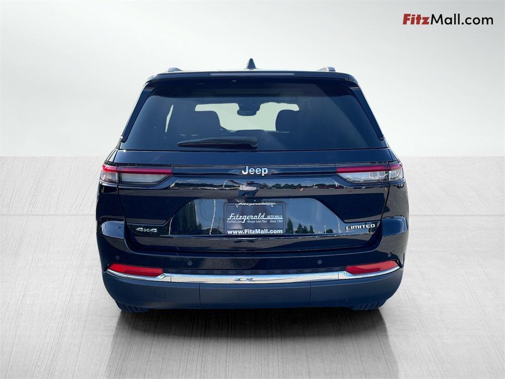 used 2022 Jeep Grand Cherokee car, priced at $32,200