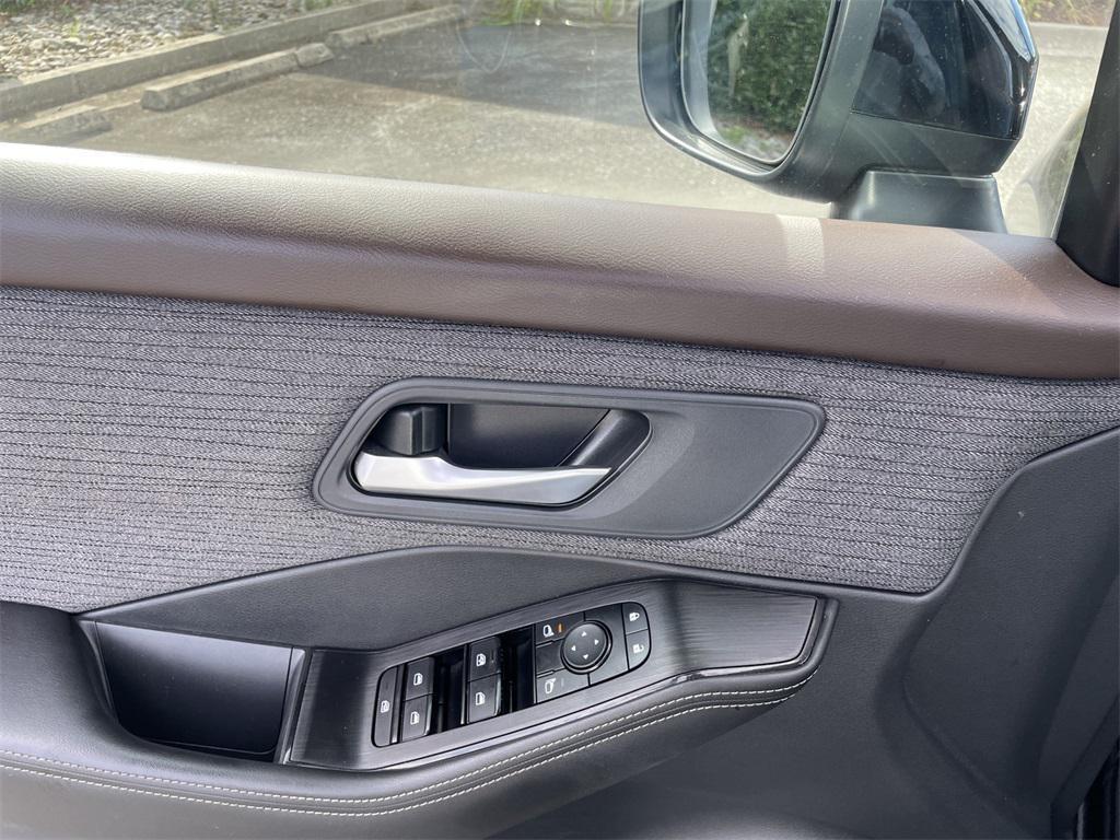 used 2021 Nissan Rogue car, priced at $22,500