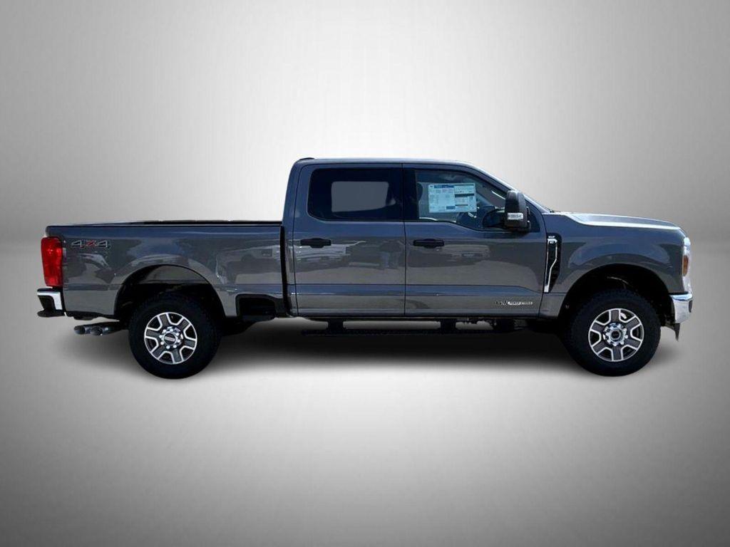 new 2025 Ford F-250 car, priced at $61,429
