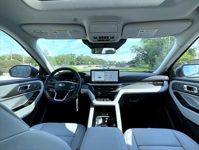 new 2025 Ford Explorer car, priced at $55,621
