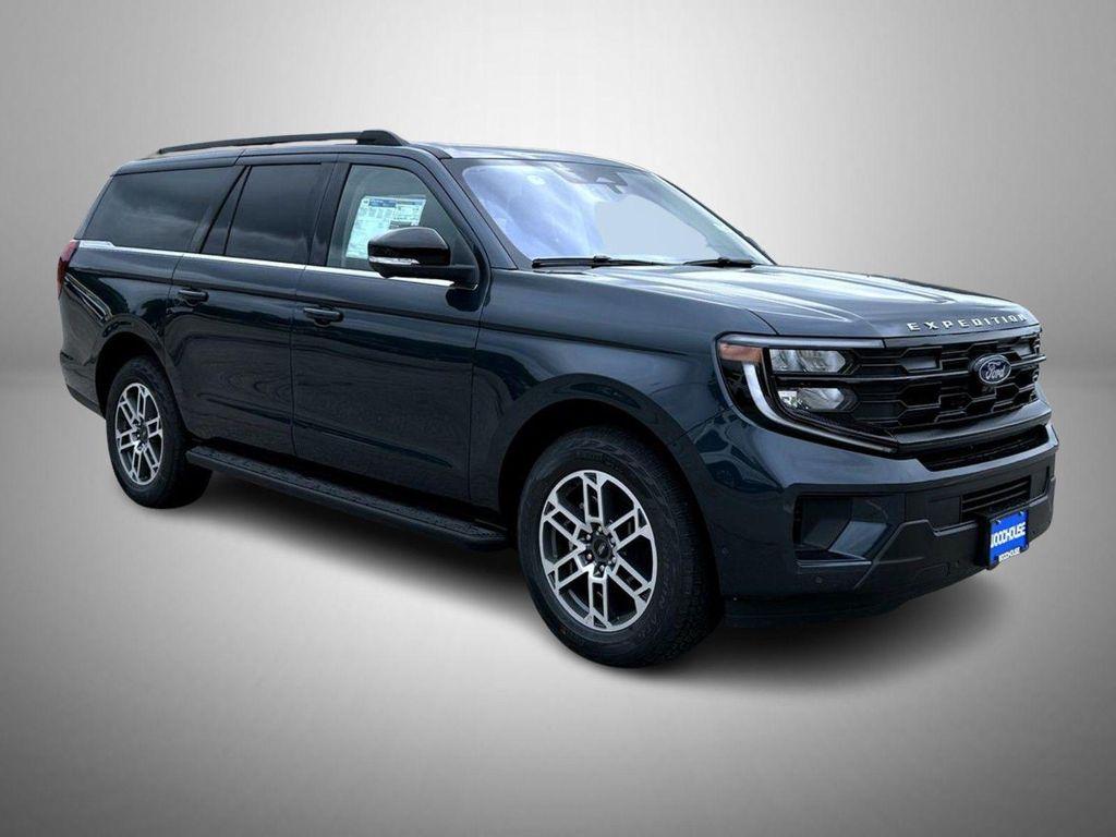 new 2025 Ford Expedition Max car, priced at $70,524